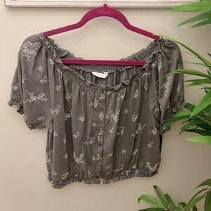 Lucky Brand, Women’s 100% Cotton Gray Top with Floral Sprays, Size Medium, NWT